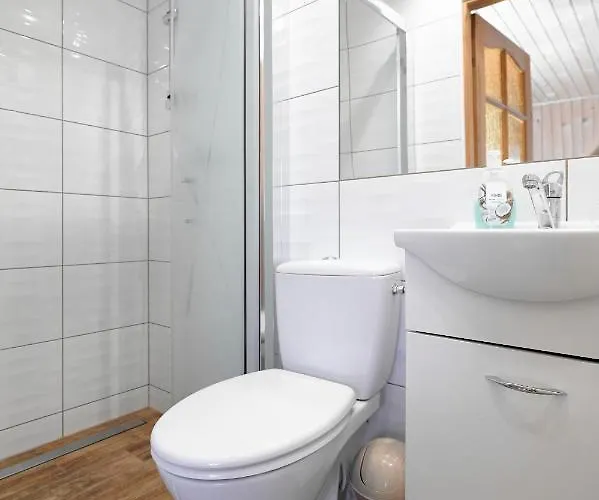 Couette-café U Perelki 3*