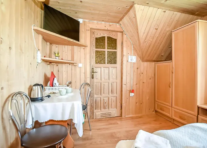 U Perelki Couette-café 3*