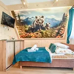 Couette-café U Perelki 3*