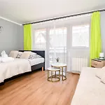 Couette-café U Perelki 3*