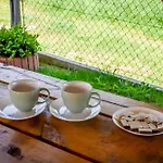 Couette-café U Perelki 3*