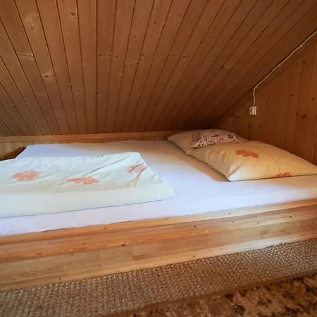 U Perelki Bed & Breakfast *